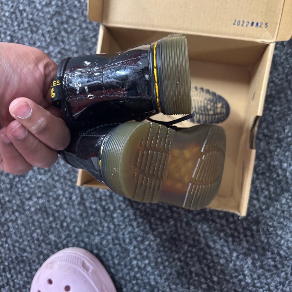 Dr. Martens - Picture 5 of 6